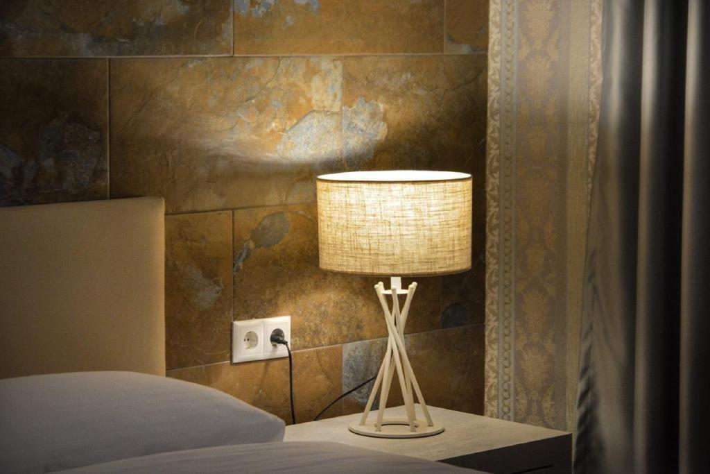 Eleon Boutique Hotel Тбилиси Екстериор снимка