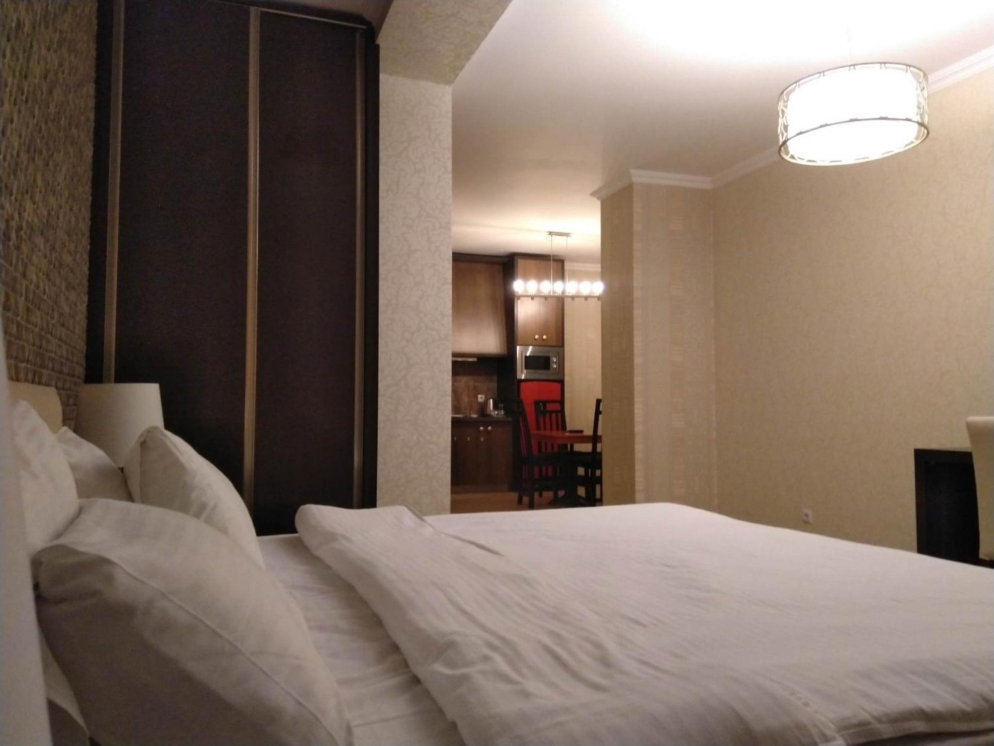Eleon Boutique Hotel Тбилиси Екстериор снимка