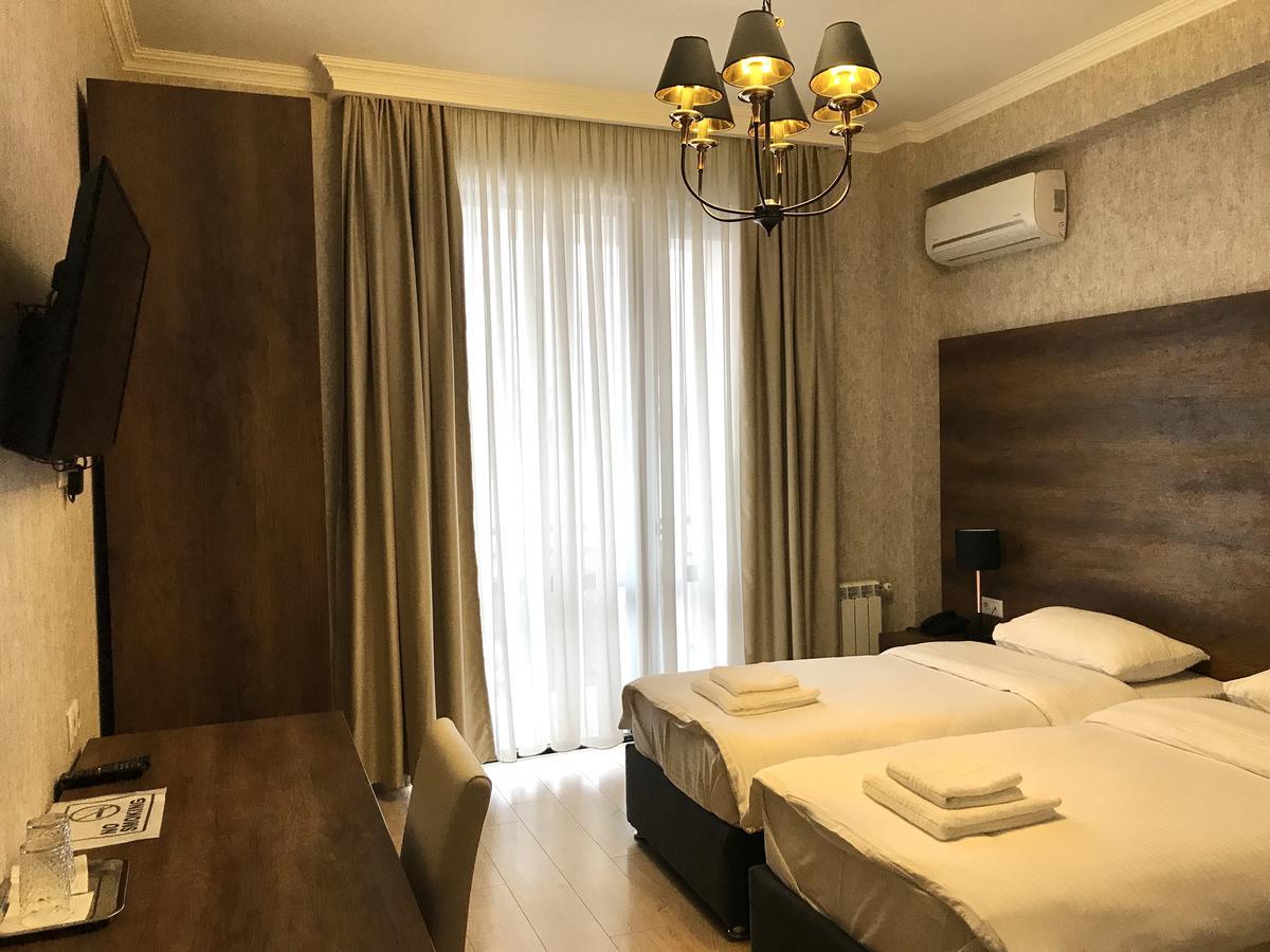 Eleon Boutique Hotel Тбилиси Екстериор снимка