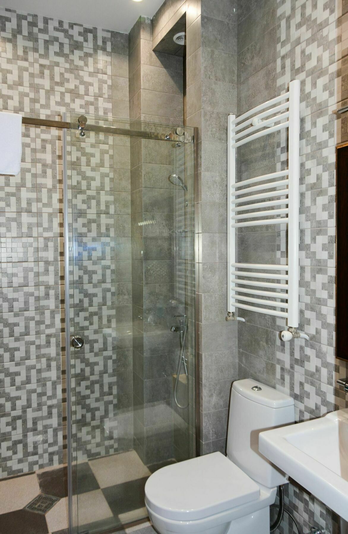 Eleon Boutique Hotel Тбилиси Екстериор снимка